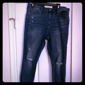 Distressed Jeans